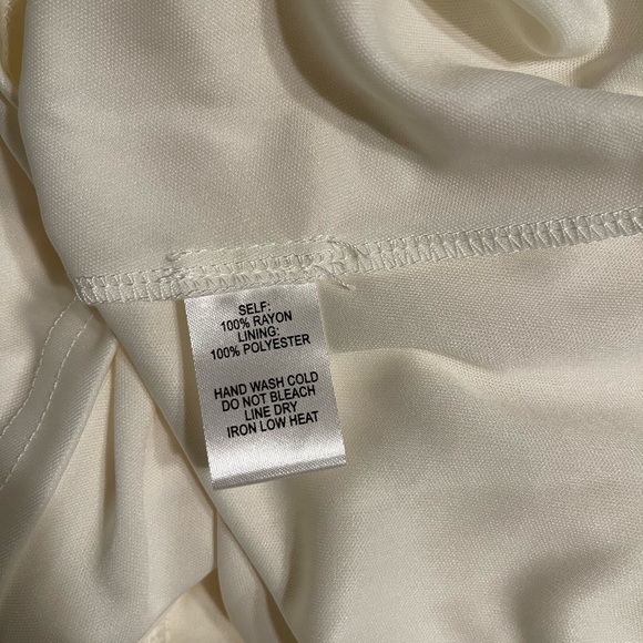 White Lace Crochet Cut Out Maxi Dress - Picture 4 of 13